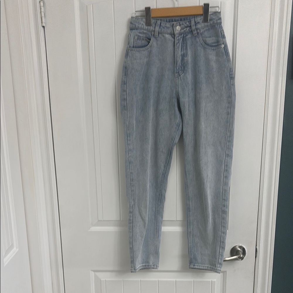 TWIK Old School Fit Denim High Rise